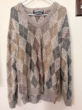 Men's Argyle Crewneck Sweater